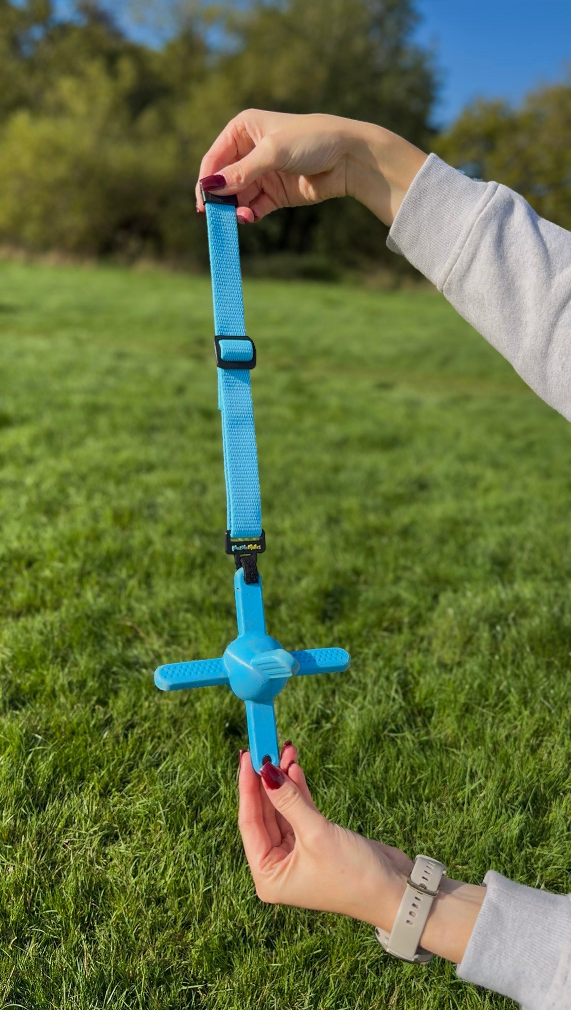 Using the Launching Leash
